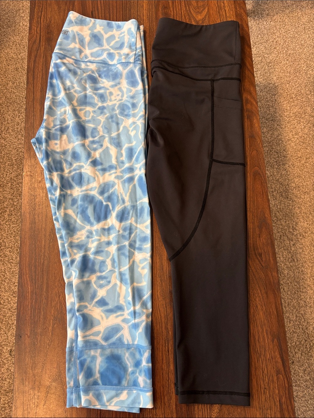 Victoria secret Water-Print Legging & ZYIA Black Pocket Legging Duo
